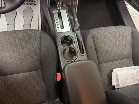 Used 2009 Pontiac G6 Sedan w/ Sport Package 2 image 11
