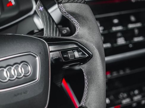 Used 2022 Audi RS 6 AWD/4WD image 41
