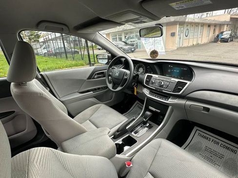 Used 2014 Honda Accord LX image 26