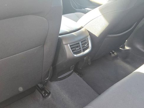 Used 2023 Chevrolet Malibu LT image 10