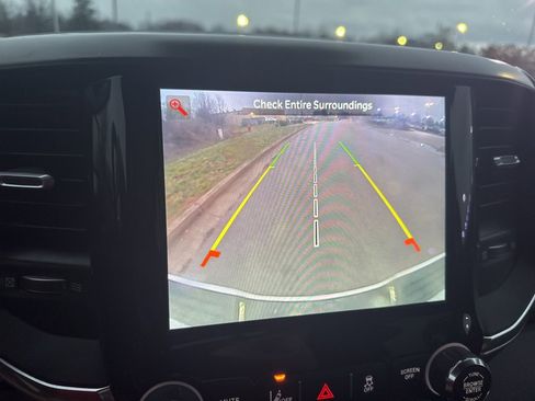 Used 2024 RAM 2500 Laramie w/ Safety Group image 11