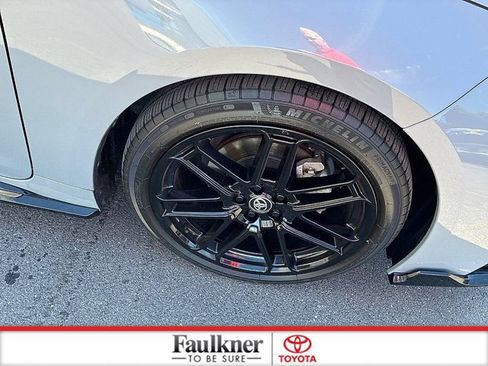 Used 2022 Toyota Corolla SE FWD image 22