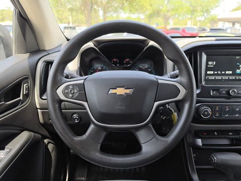 Used 2018 Chevrolet Colorado W/T w/ WT Convenience Package AWD/4WD image 13