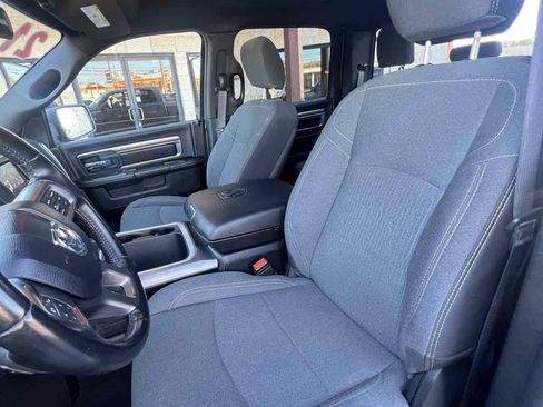 Used 2021 RAM 1500 Classic Warlock w/ Luxury Group image 10