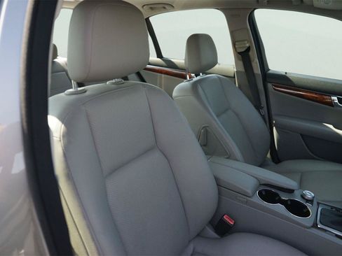 Used 2008 Mercedes-Benz C 300 Sedan image 20