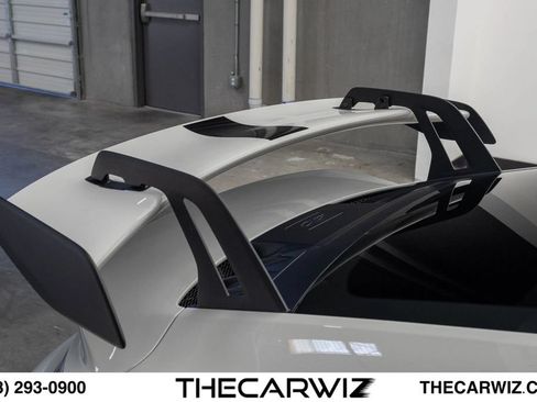 Used 2022 Porsche 911 GT3 RWD image 28