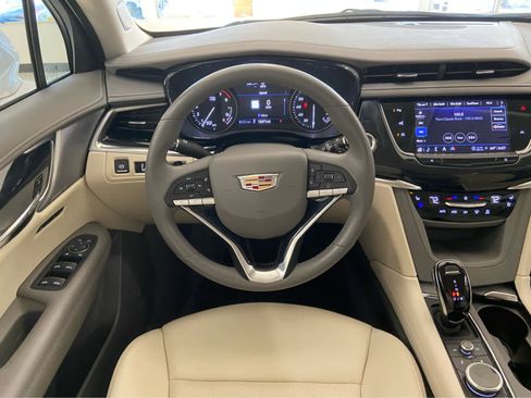 Used 2024 Cadillac XT6 Premium Luxury w/ Technology Package image 25