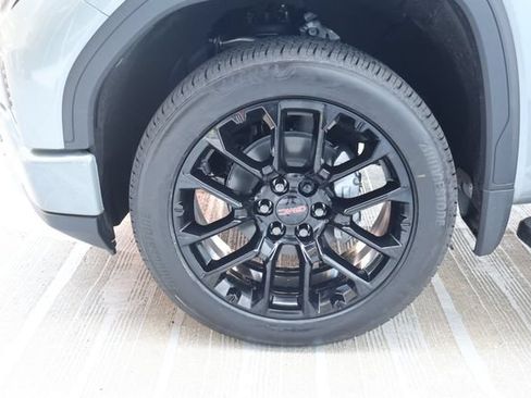 New 2026 GMC Sierra 1500 Denali w/ Technology Package RWD image 9
