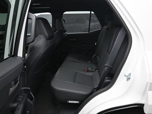 Certified 2026 Toyota 4Runner Limited AWD/4WD image 31