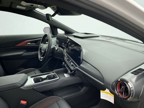 New 2025 Chevrolet Equinox EV RS w/ Active Safety Package 3 AWD/4WD image 27