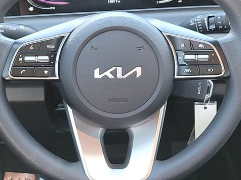 Certified 2024 Kia Seltos LX AWD/4WD image 13
