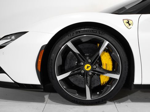 Certified 2022 Ferrari SF90 Stradale AWD/4WD image 31