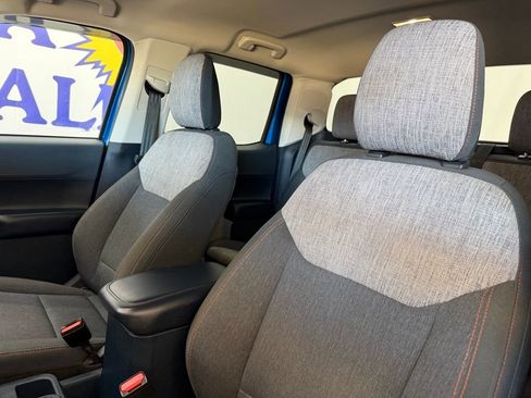 Used 2022 Ford Maverick XLT image 12