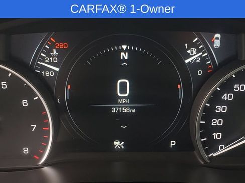 Certified 2018 Cadillac XT5 Platinum w/ Driver Assist Package AWD/4WD image 15