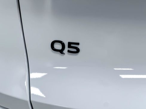 Used 2025 Audi Q5 Prestige AWD/4WD image 27