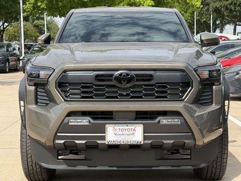 New 2026 Toyota Tacoma TRD Off-Road AWD/4WD image 8