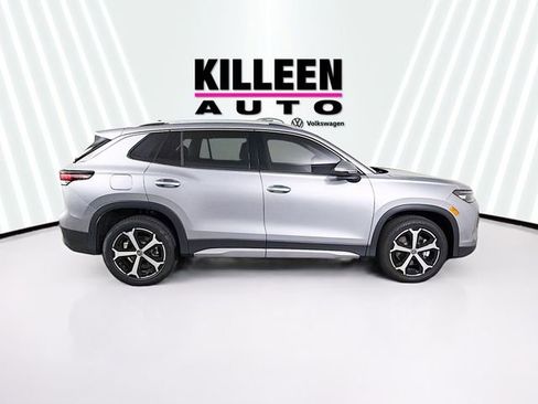 New 2026 Volkswagen Tiguan SE AWD/4WD image 8