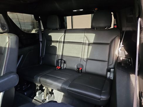 Used 2023 Chevrolet Tahoe High Country w/ Advanced Technology Package image 11