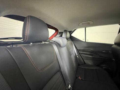 Used 2020 Nissan Kicks SR w/ SR Premium Package FWD image 31