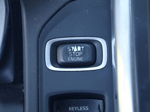 Used 2014 Volvo XC60 T6 image 22