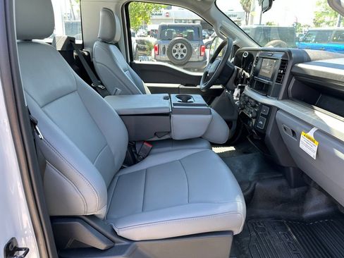 New 2025 Ford F350 XL w/ XL Chrome Package RWD image 17