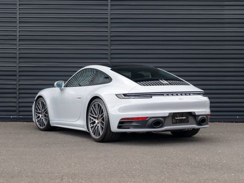 Certified 2024 Porsche 911 Carrera S RWD image 3