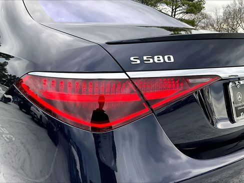 Used 2022 Mercedes-Benz S 580 4MATIC Sedan image 29