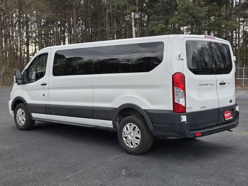 Used 2023 Ford Transit 350 XLT RWD image 3