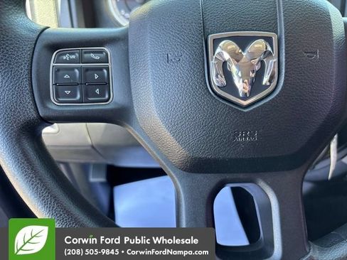 Used 2015 RAM 1500 Express AWD/4WD image 17