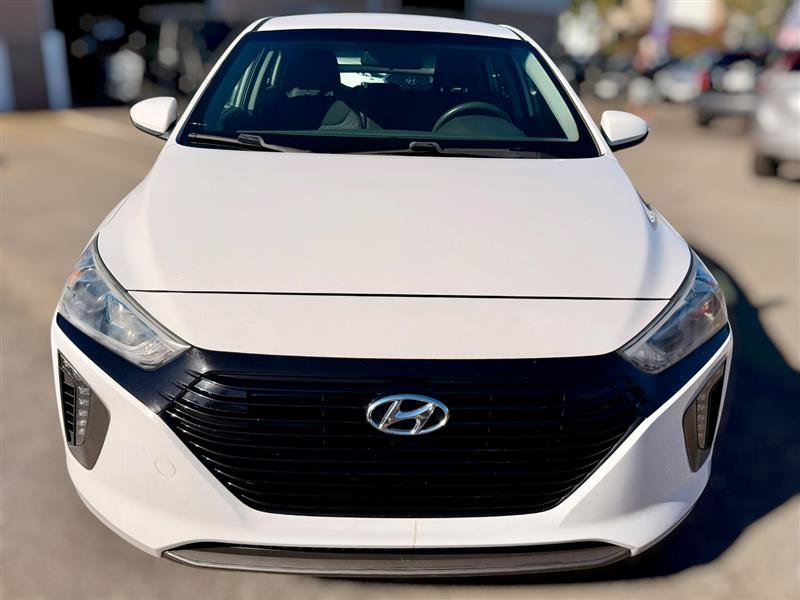 Used 2017 Hyundai Ioniq SEL FWD image 3