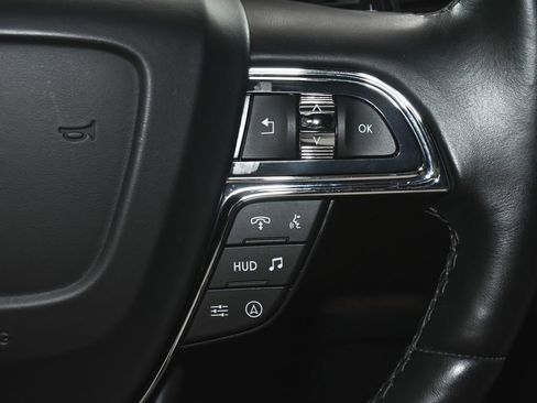 Used 2023 Lincoln Navigator Reserve image 36