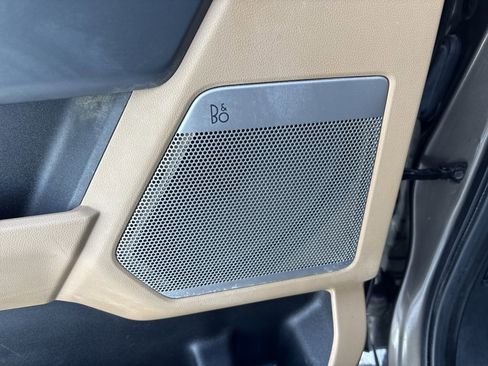 Used 2023 Ford F150 Lariat w/ Max Trailer Tow Package image 18