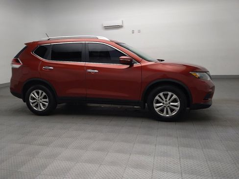 Used 2014 Nissan Rogue SV image 11