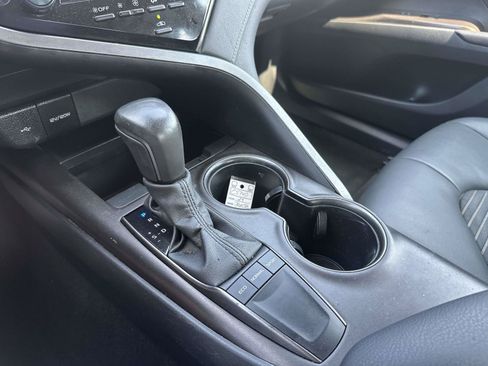Used 2024 Toyota Camry SE w/ Convenience Package FWD image 28