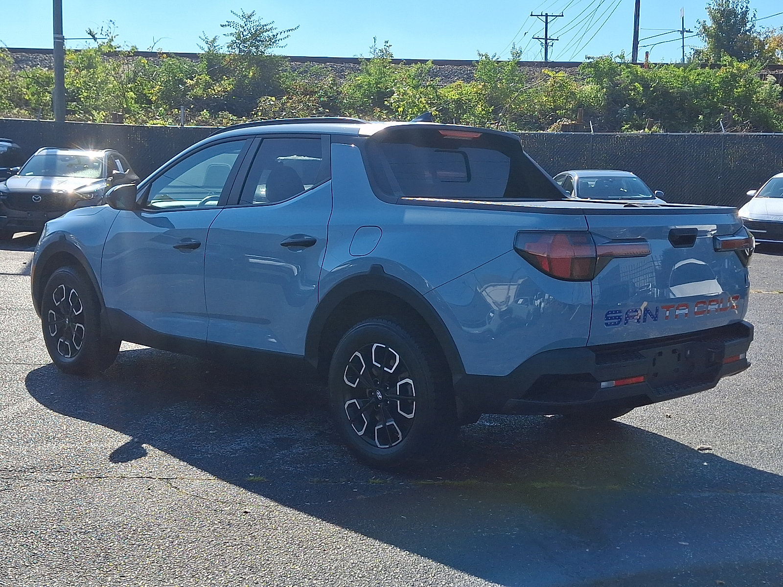 Used 2023 Hyundai Santa Cruz SEL w/ Activity Package FWD image 4