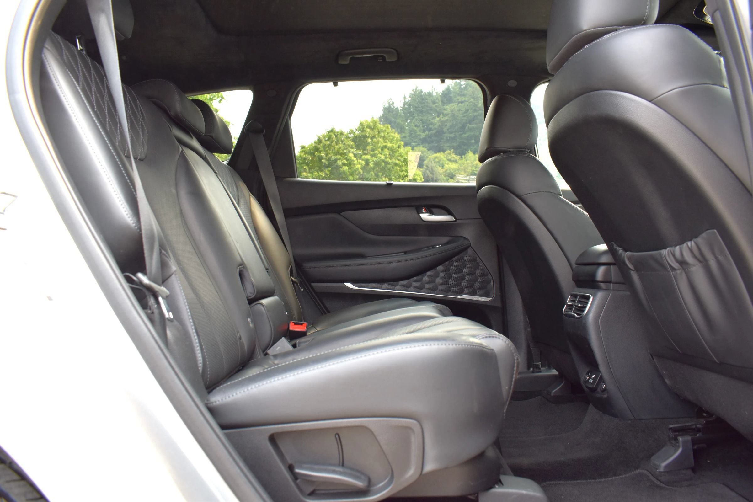 Used 2022 Hyundai Santa Fe Calligraphy w/ Cargo Package AWD/4WD image 15