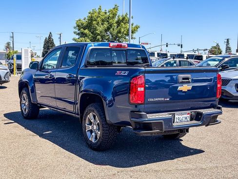 Certified 2019 Chevrolet Colorado Z71 AWD/4WD image 2