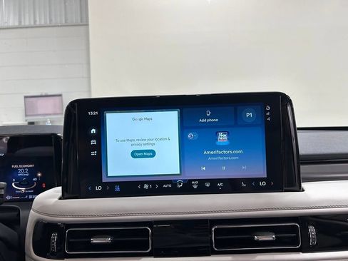 New 2026 Lincoln Aviator AWD w/ Jet Appearance Package image 17