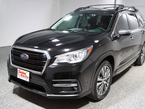 Used 2020 Subaru Ascent Touring w/ Popular Package #3 image 35