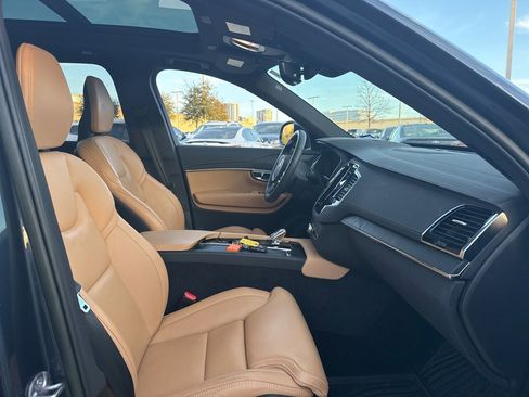 Used 2023 Volvo XC90 B6 Ultimate w/ Protection Package Premier image 9