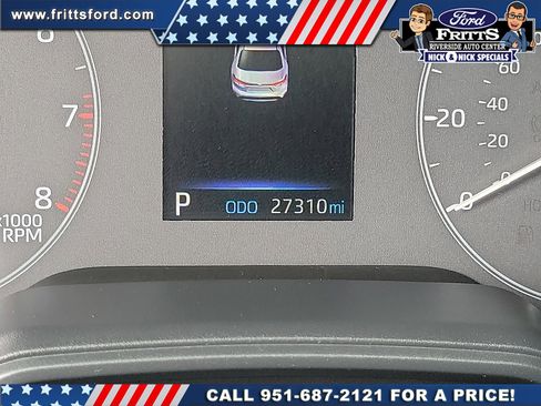 Used 2024 Toyota Corolla LE FWD image 2