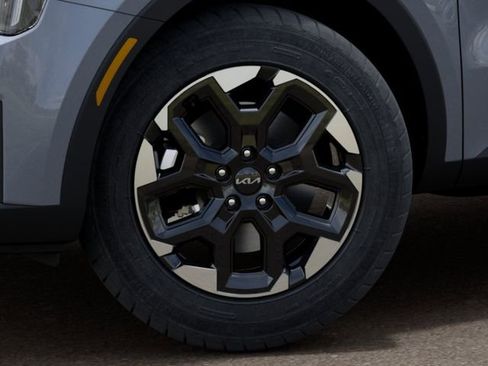 New 2025 Kia Sorento S FWD image 9