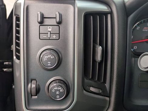 Used 2017 Chevrolet Silverado 1500 LT w/ All Star Edition image 30