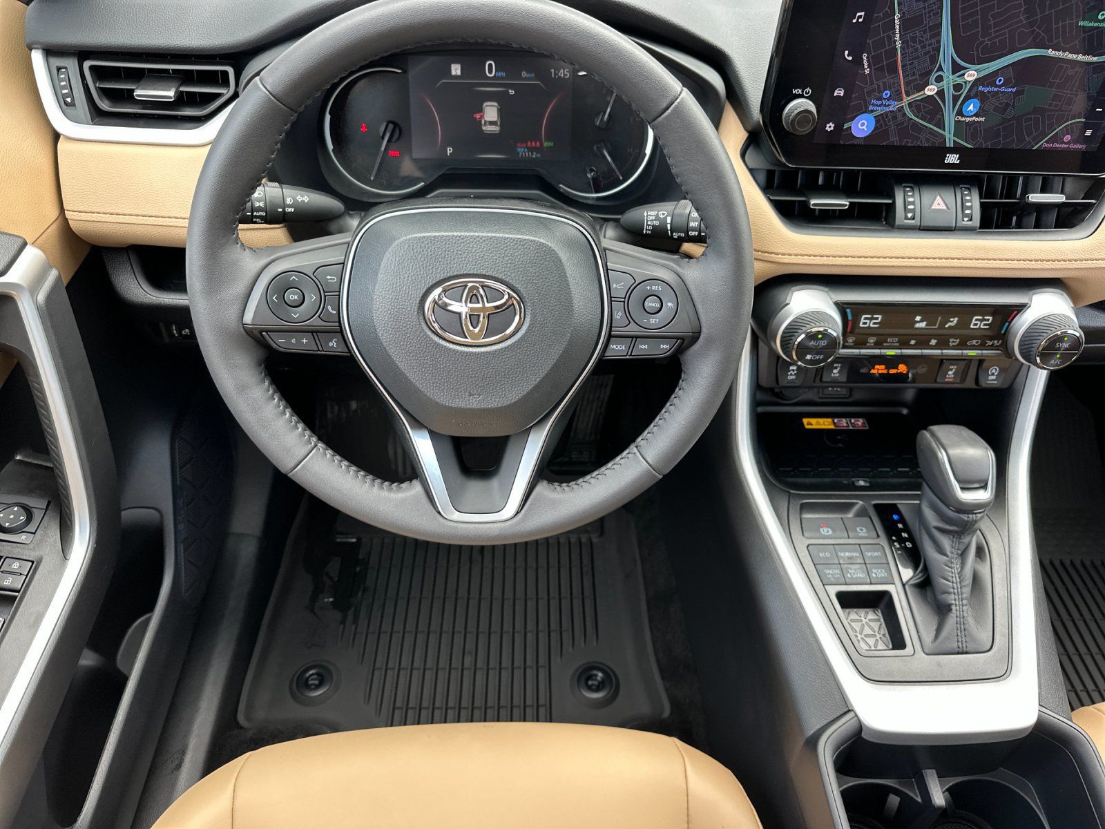 Used 2025 Toyota RAV4 XLE Premium w/ Weather Package AWD/4WD image 15