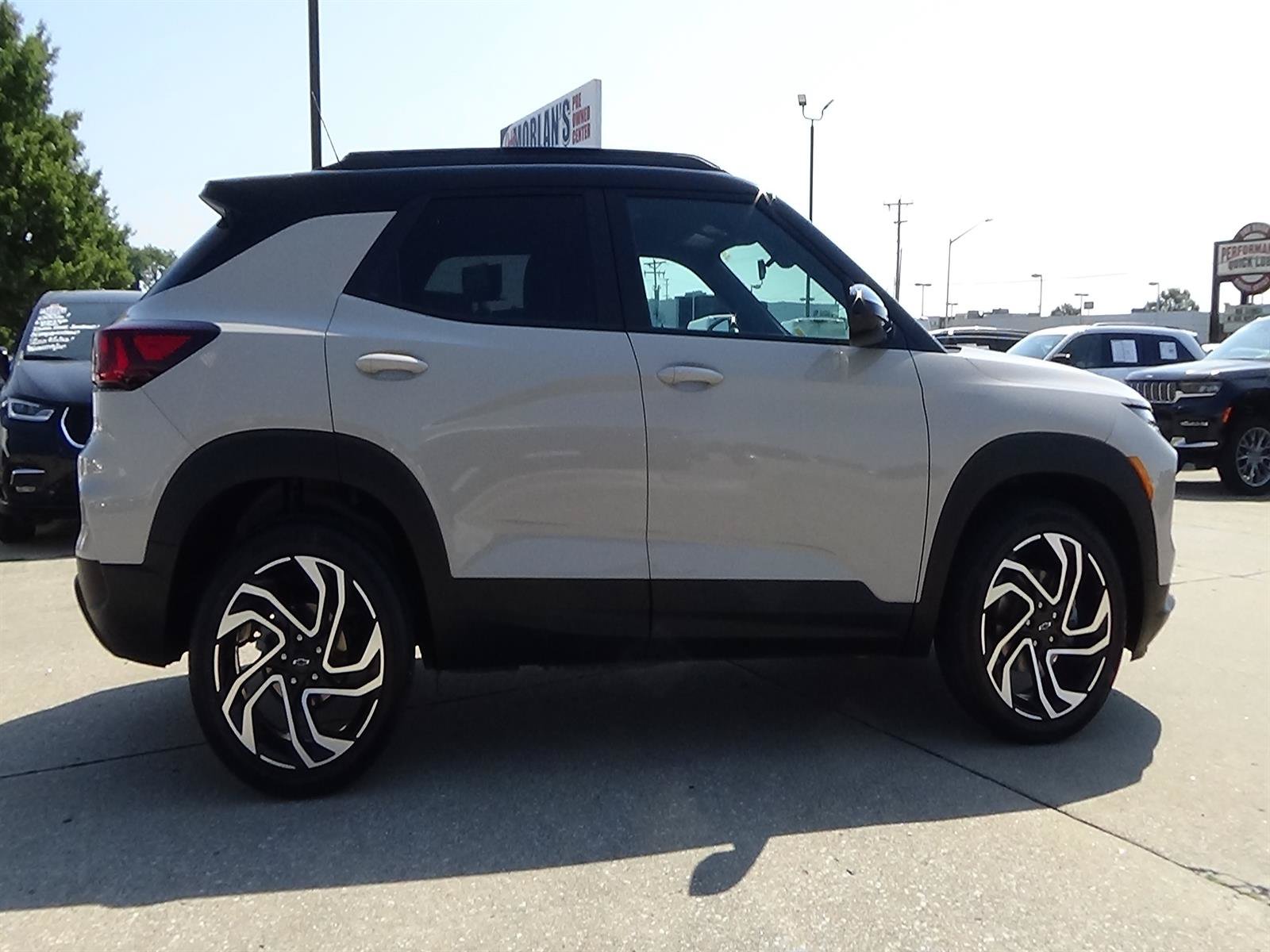 Used 2026 Chevrolet TrailBlazer RS AWD/4WD image 5