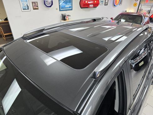 Used 2017 Toyota RAV4 XLE image 11