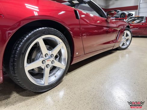 Used 2007 Chevrolet Corvette Convertible w/ Preferred Equipment Group image 47