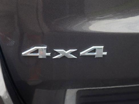 Used 2018 Jeep Grand Cherokee Limited AWD/4WD image 26