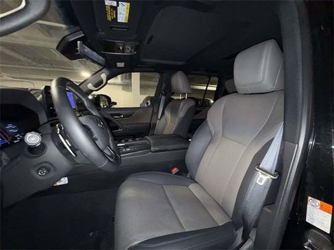 Certified 2025 Lexus LX 700h Overtrail image 2