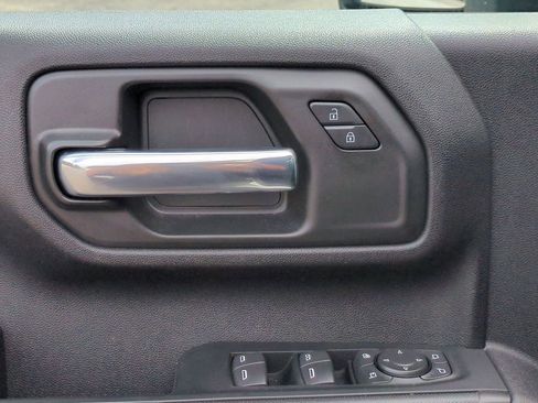 Certified 2024 Chevrolet Silverado 2500 Custom w/ Custom Convenience Package AWD/4WD image 21